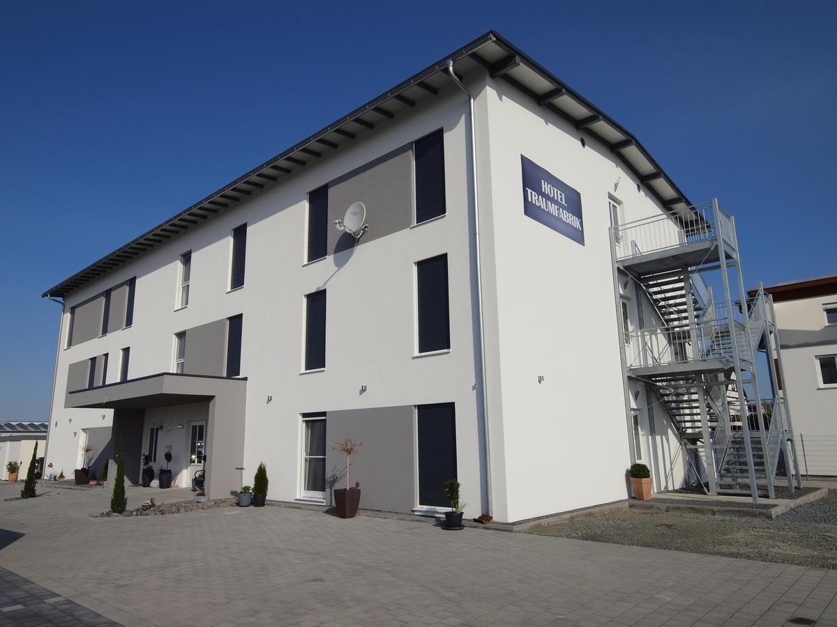 Hotel Traumfabrik Büttelborn Eksteriør bilde