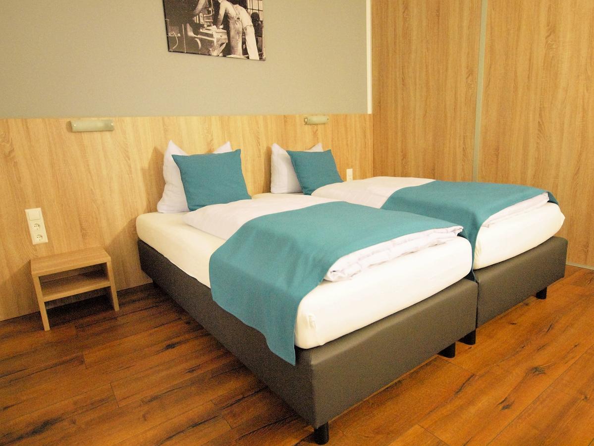 Hotel Traumfabrik Büttelborn Eksteriør bilde