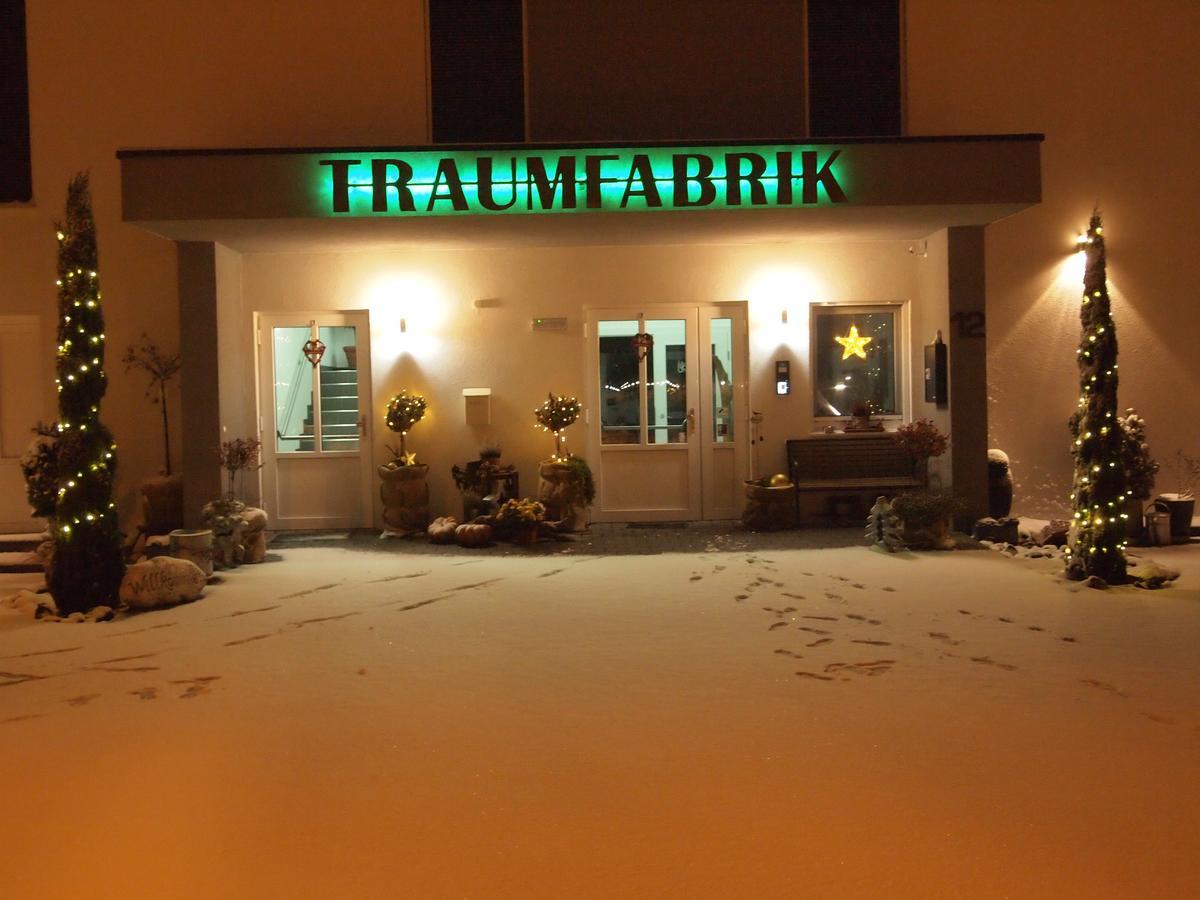 Hotel Traumfabrik Büttelborn Eksteriør bilde